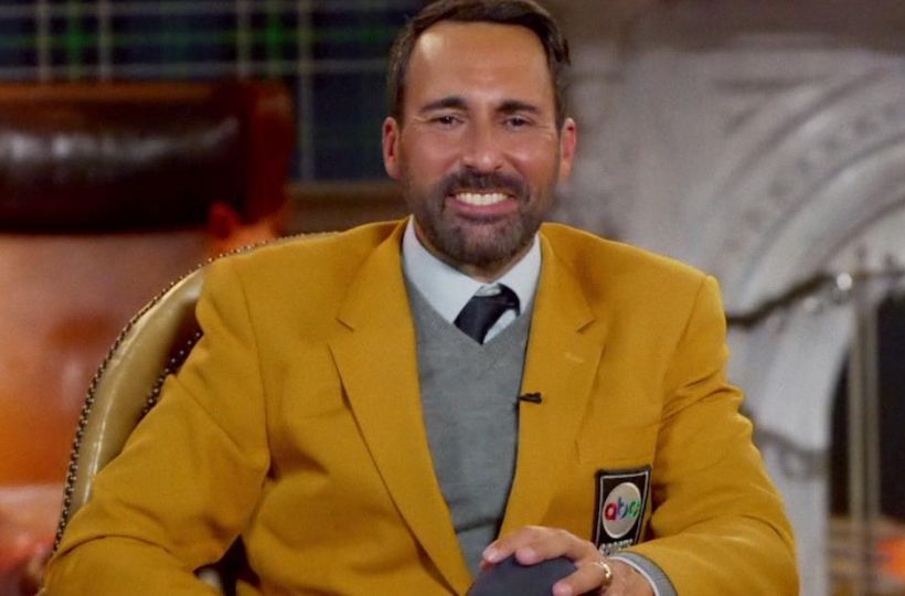 Who is American sportscaster Joe Tessitore married to?  Does Joe Tessitore have a son who plays football?  Are Joe Tessitore and Rob Riggle friends?